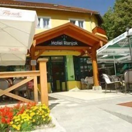 Risnjak 호텔