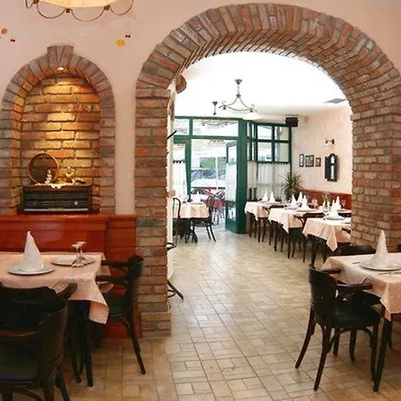 Risnjak 4* דלניצה