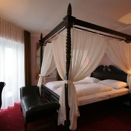 Szálloda Risnjak 3*