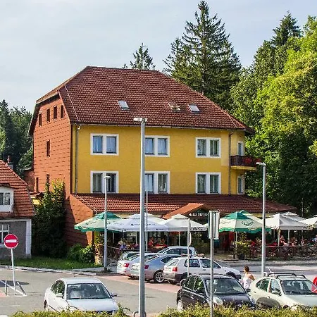 Risnjak 3* Delnice