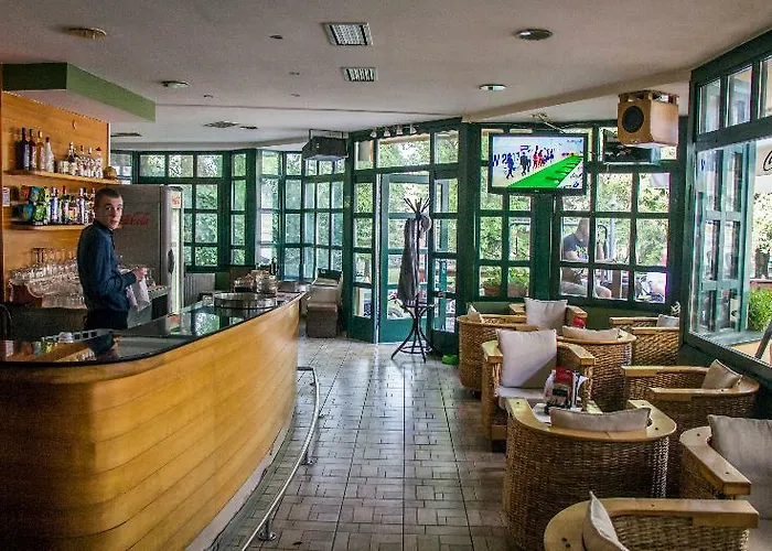 Risnjak 代尔尼采