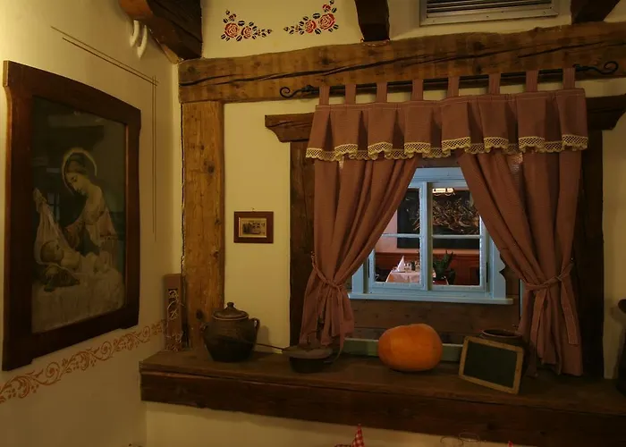 Risnjak 酒店 代尔尼采